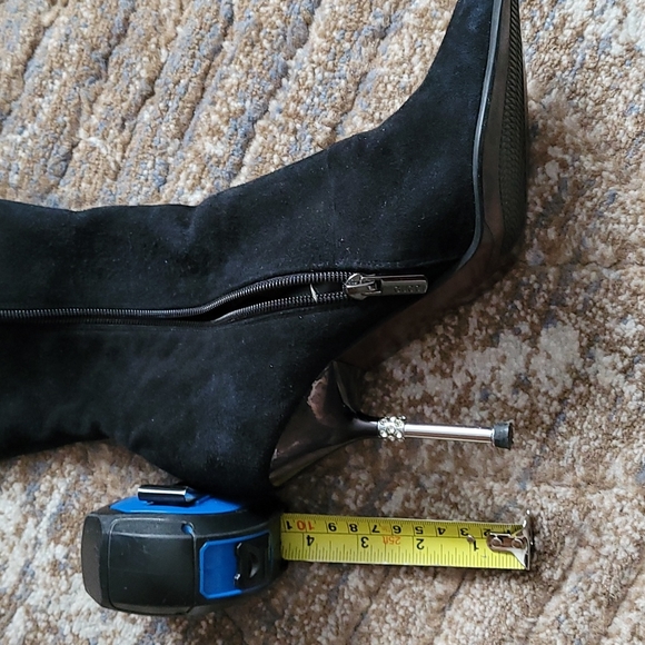 Gucci Vintage Pointed Toe High Knee Suede Boots With Stiletto Heels - Picture 14 of 15